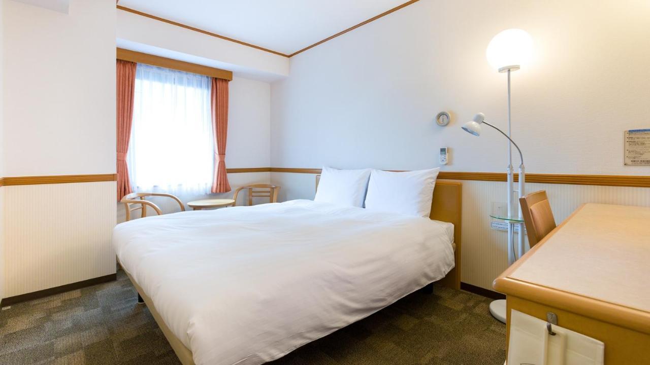 Toyoko Inn Kobe Sannomiya-Eki Higashi Quarto foto